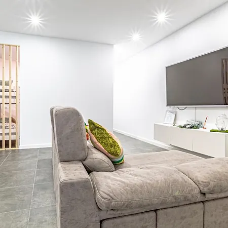 Montana By Dream Homes Tenerife Apartment *