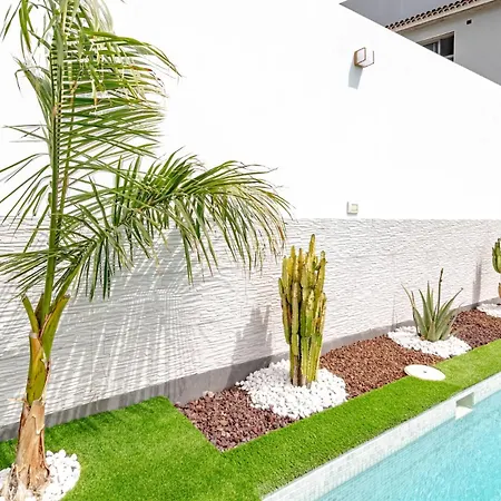 Montana By Dream Homes Tenerife Apartment *